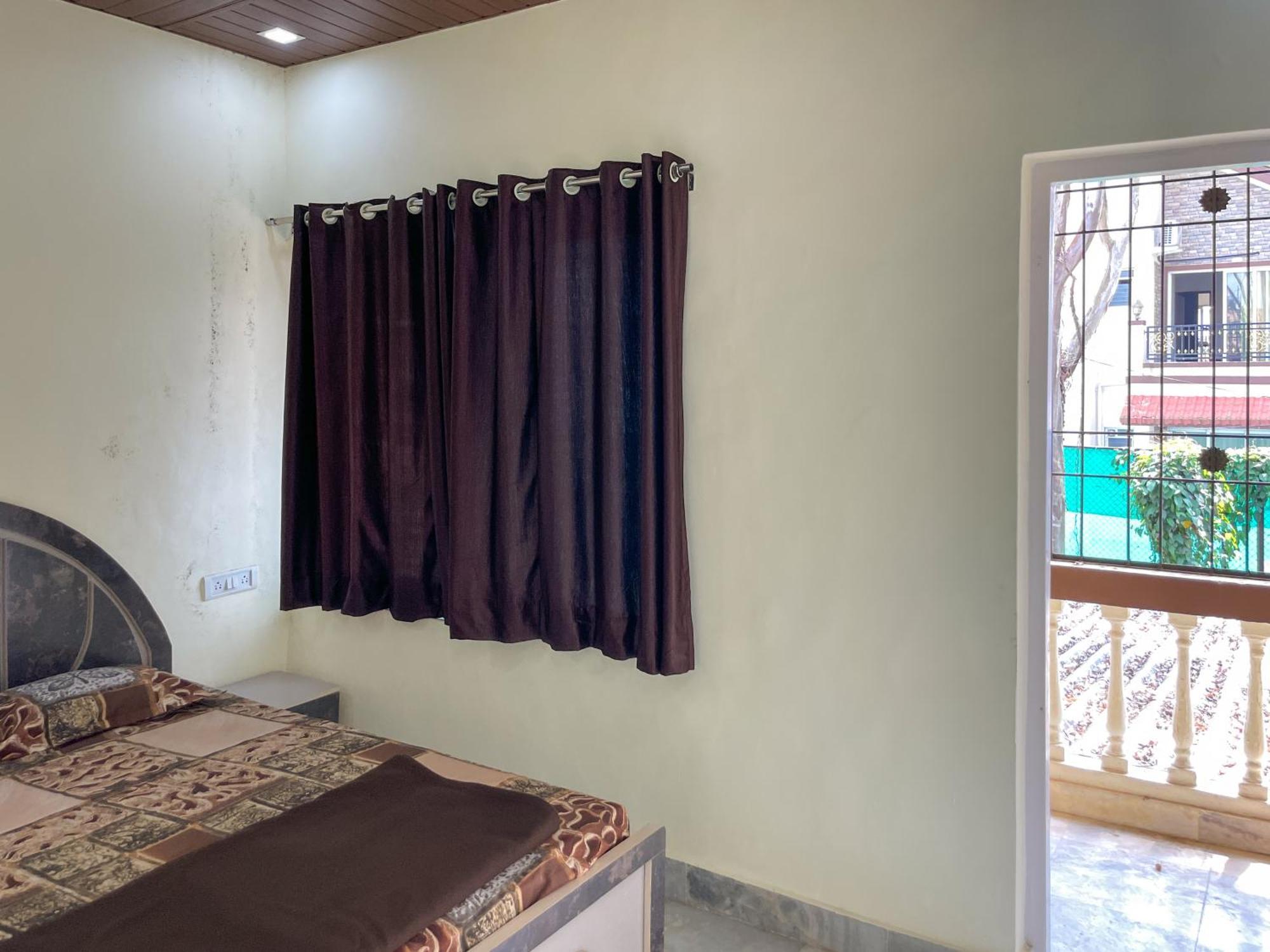 Zars Villa, Lonavala Exteriör bild