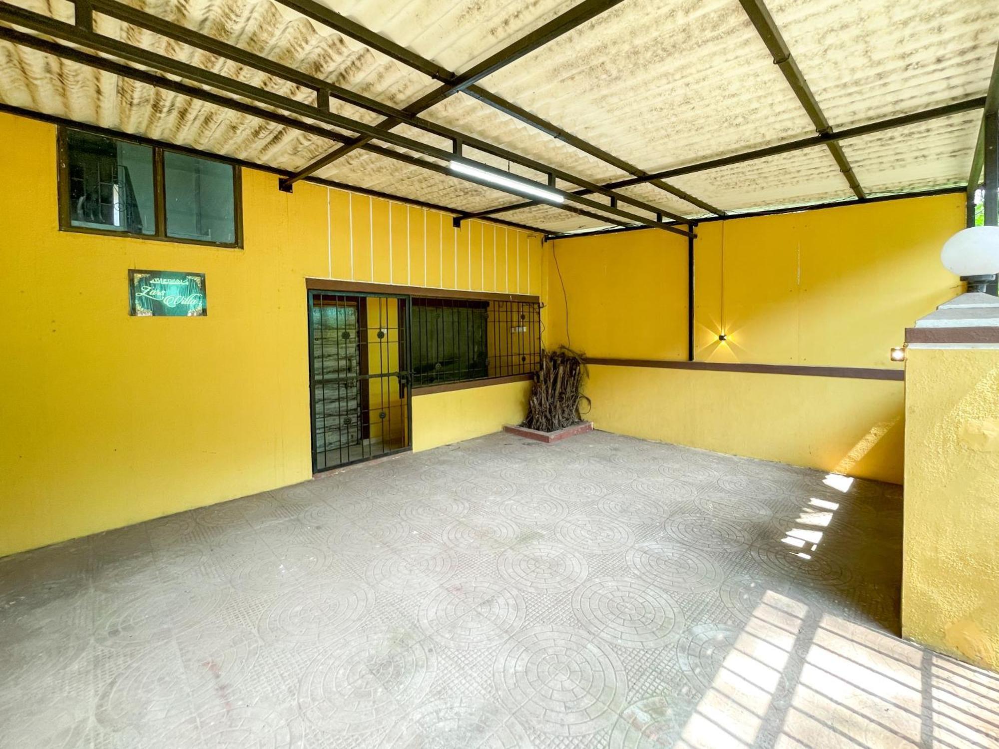 Zars Villa, Lonavala Exteriör bild